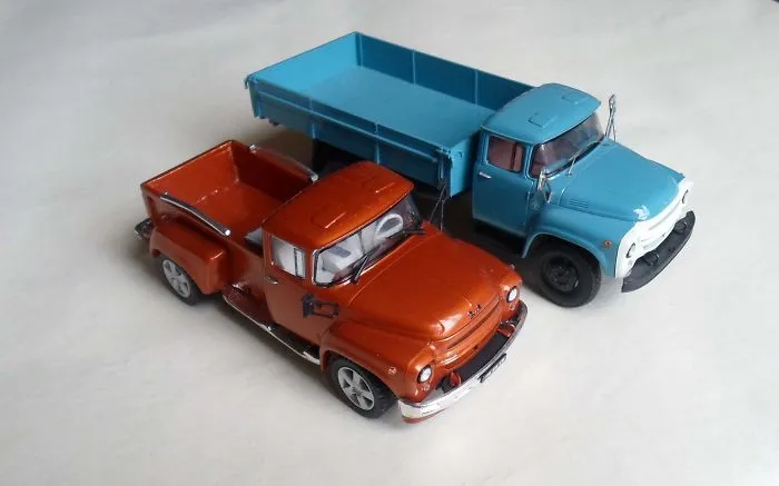 Zil-130 And  Zil-130  Pikup. Scale  1/43