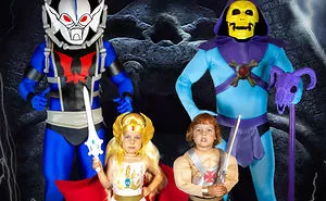 2 Dads Making Diy Halloween Family Costumes For Their Twins 4 Years In A Row And This Time The Kids Chose The Characters.