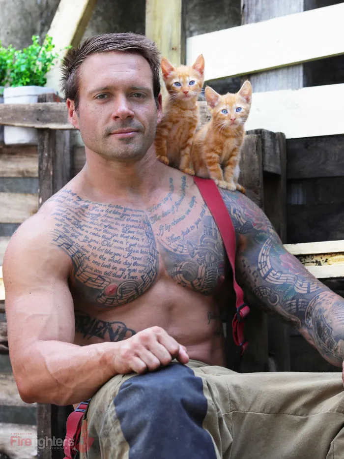 Australian Firefighters Pose With Animals For 2019 Charity Calendar, And The Photos Are So Hot It May Start Fires