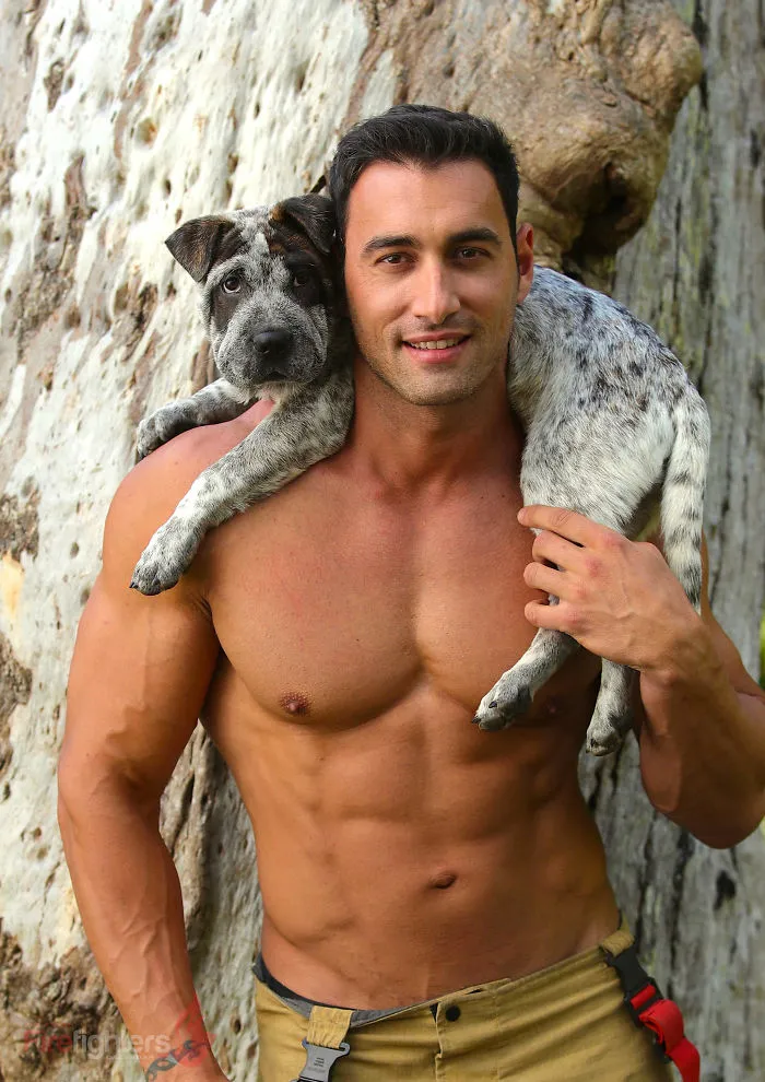 Australian Firefighters Pose With Animals For 2019 Charity Calendar, And The Photos Are So Hot It May Start Fires