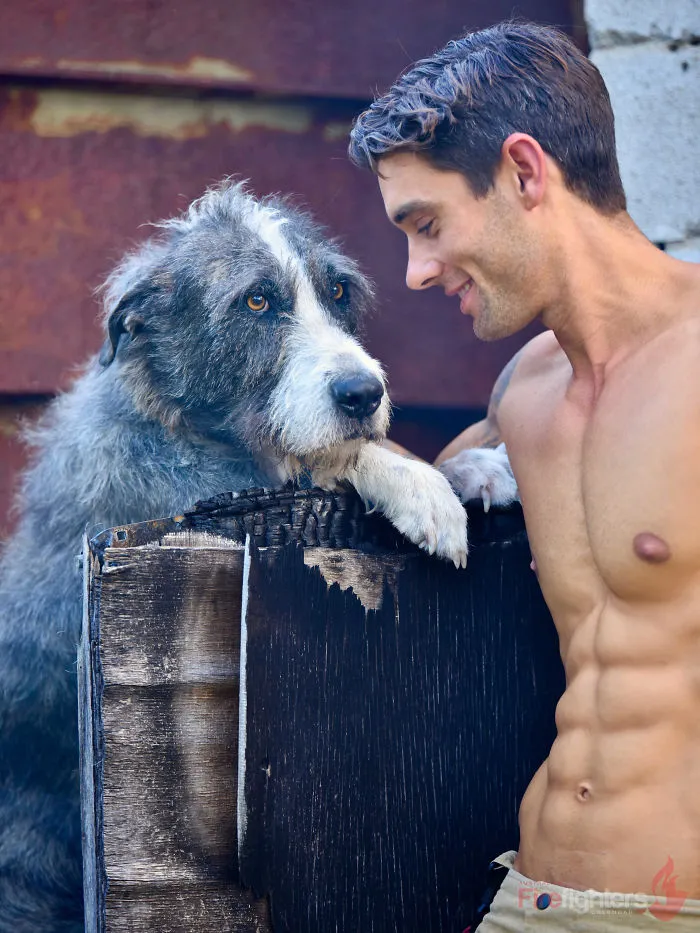 Australian Firefighters Pose With Animals For 2019 Charity Calendar, And The Photos Are So Hot It May Start Fires