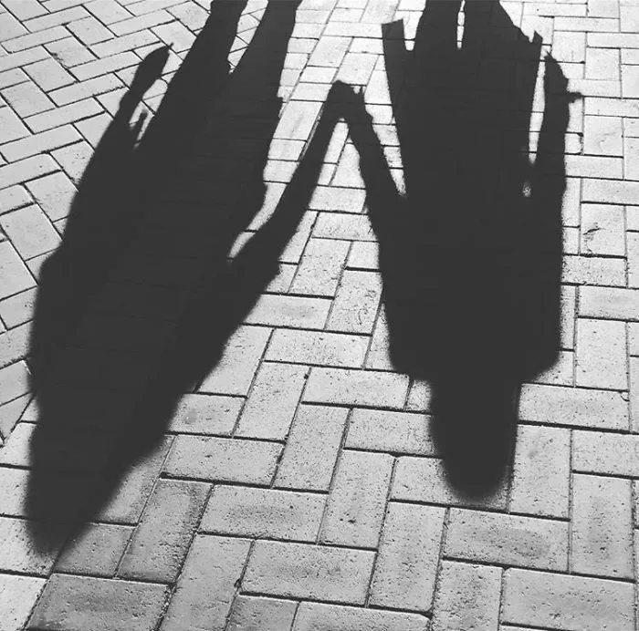 21 Minimalist Photos By BTS's V