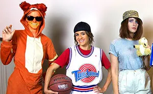 Every Year These Friends Dress Up As A Different Version Of The Same Celeb, And The Result Gets Better And Better