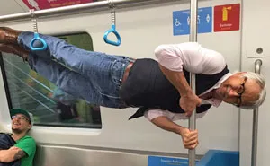 40 Abuelos geniales que son tipos duros