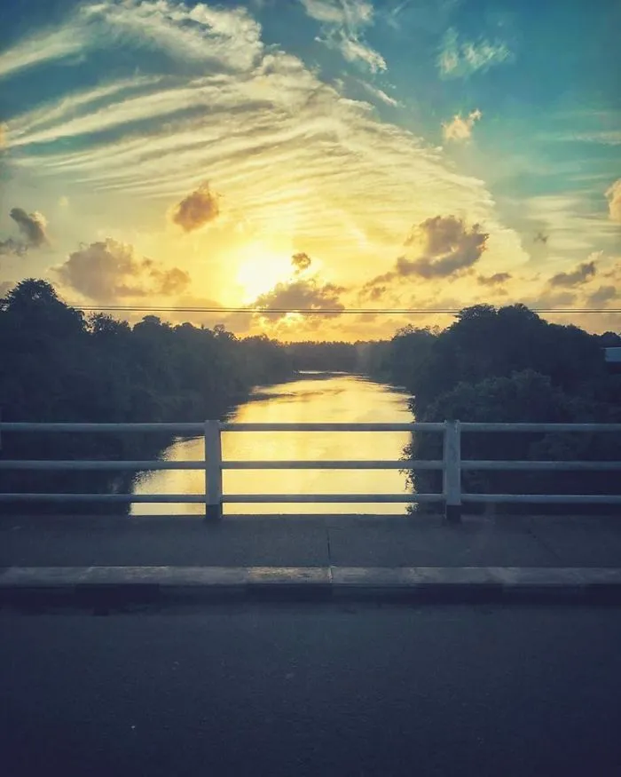 It's Soo Hard To Take This Picture..