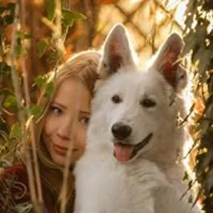 White Valhalla Wolves