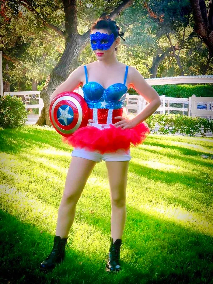 Alyssa Milano As Captain America