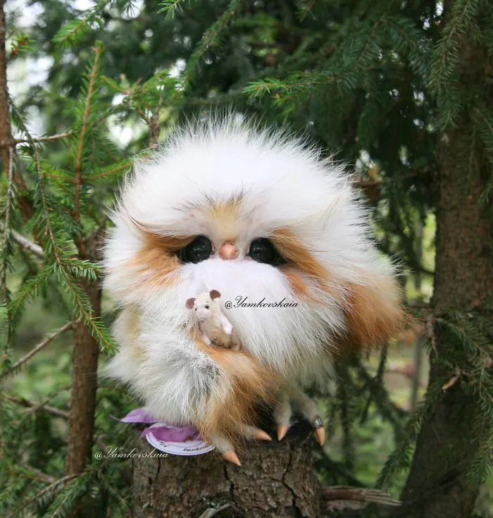 Artist Makes Incredibly Realistic Owl Toys