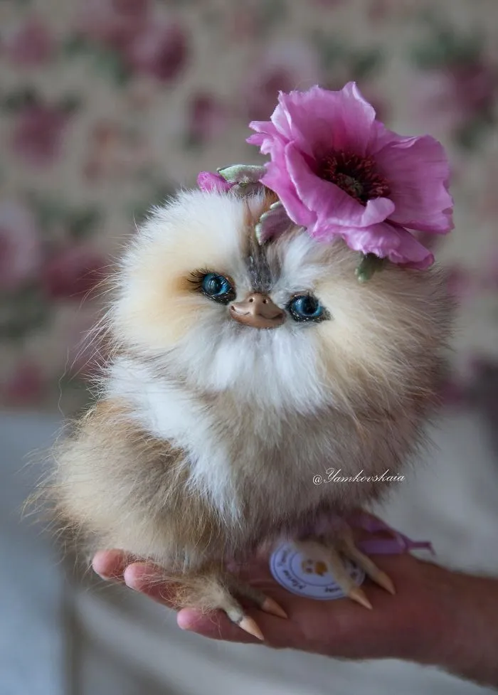 Artist Makes Incredibly Realistic Owl Toys