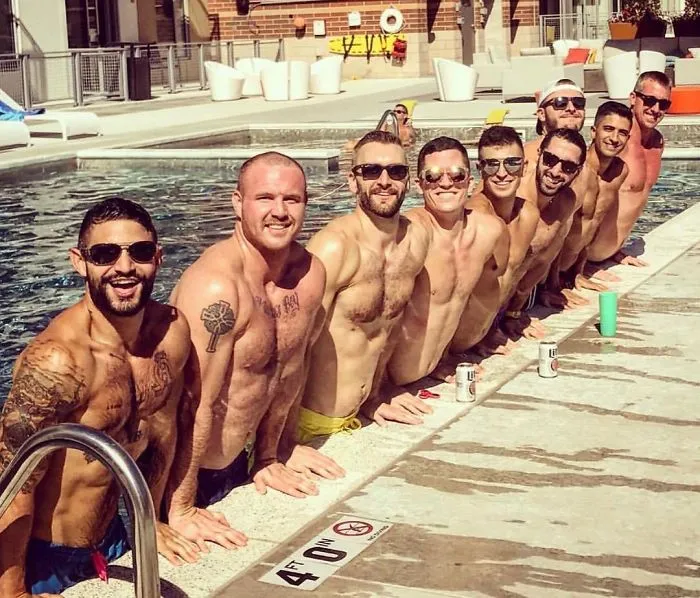 What If Guys Acted Like Girls On Instagram? (New Pics)