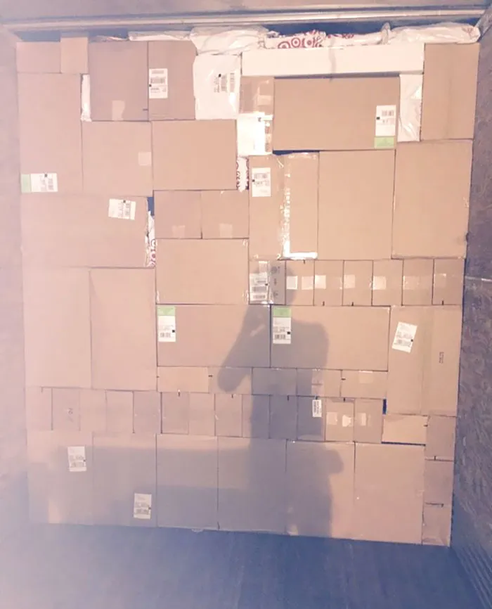 Así cargas un camión de UPS