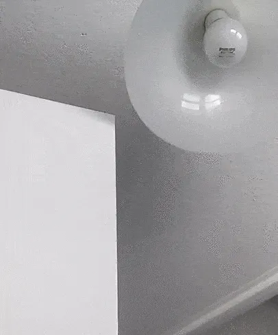 La puerta del cuarto de lavar. Casi me dan escalofríos