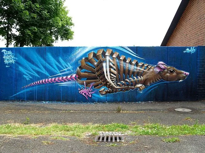 German Artist Takes Street Art To Another Level With His 34 ‘Sliced’ Animals