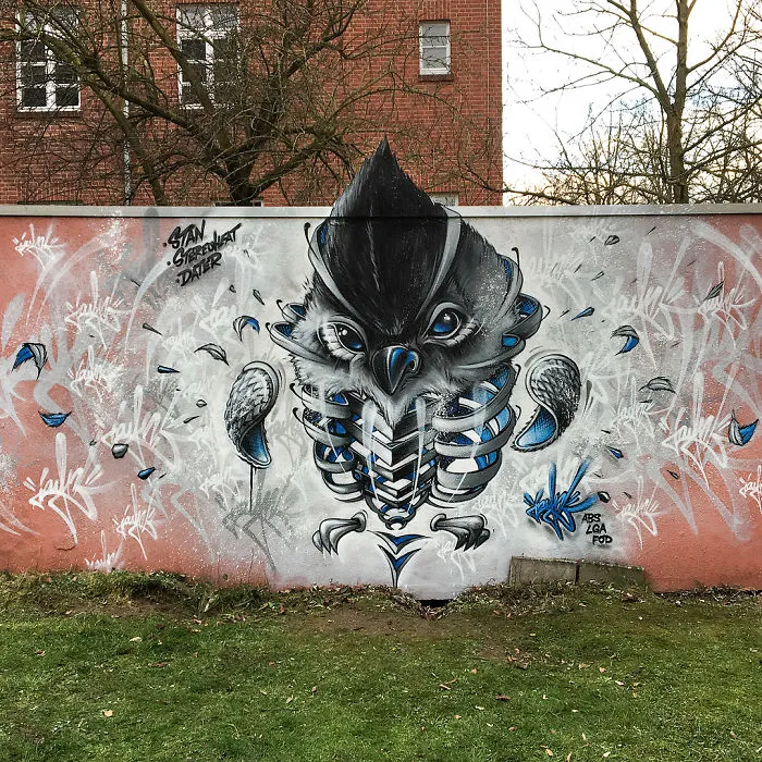 German Artist Takes Street Art To Another Level With His 34 ‘Sliced’ Animals