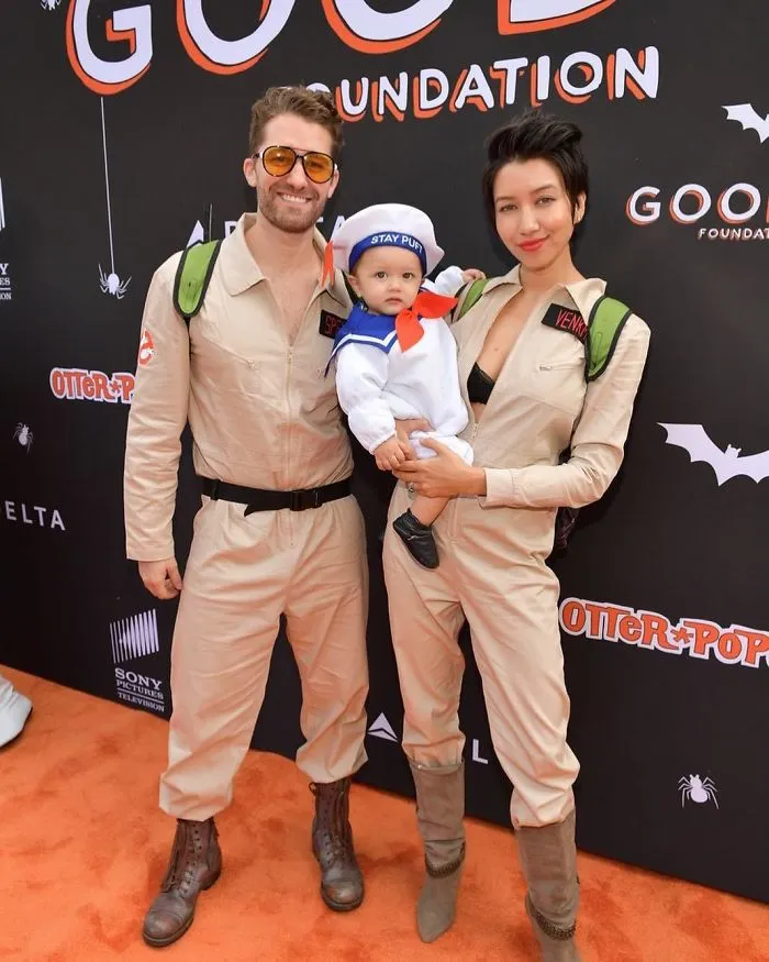 Matthew Morrison And  Renee Puente As 'Ghostbusters' Characters