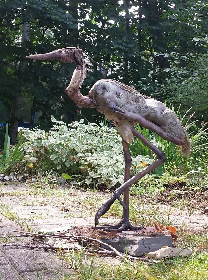I Make Creatures Out Of Driftwood And Other Materials Found In Nature