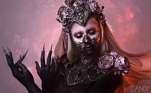 I Began Experimenting With Makeup When I Was 14, Now I Use It To Create These Dark Characters