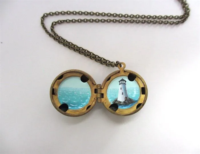 I Paint Adventure Portals That Fit Into Lockets And Compasses