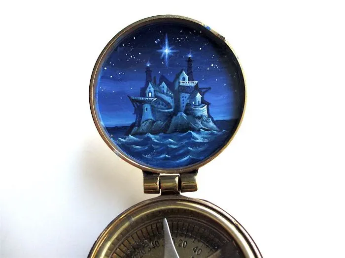 I Paint Adventure Portals That Fit Into Lockets And Compasses