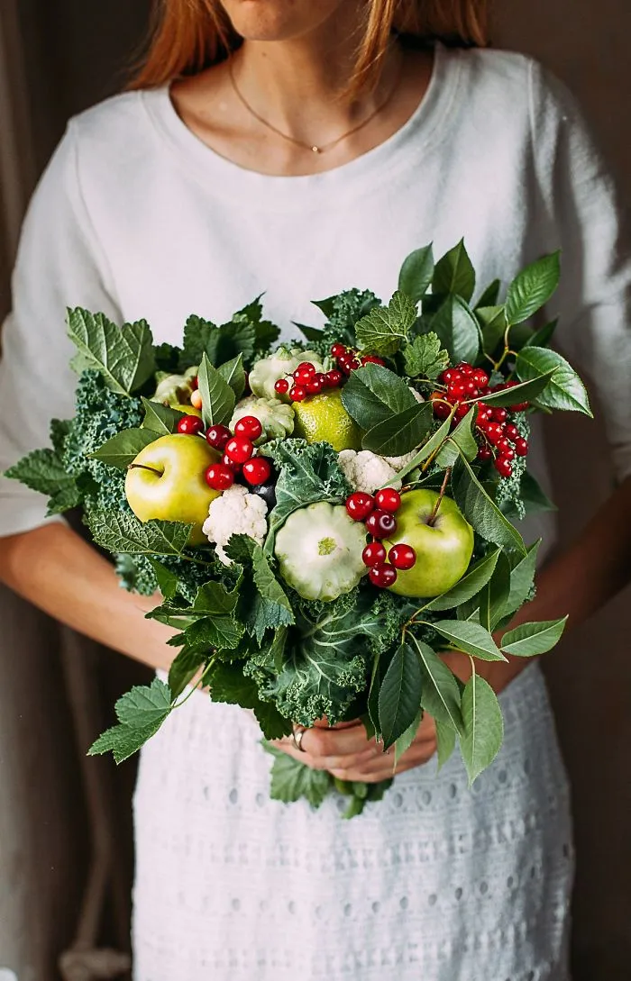 Viburnum Fruits, Apples, Kali, Laurel And Grape Leaves