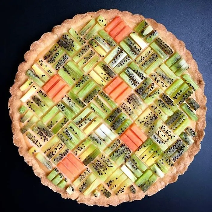 This Woman Takes Pie Baking To Another Level (New Pics)