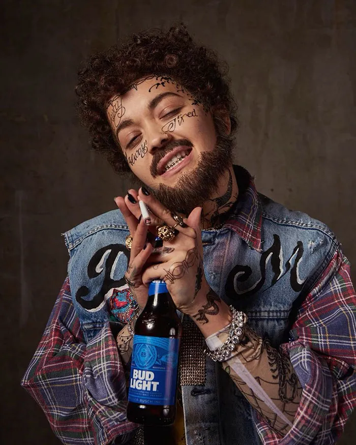 Rita Ora como Post Malone