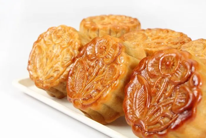 4 Popular  Mid Autum Festival Treats