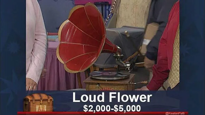 Someone Added Hilarious Captions To Antiques Roadshow Items, And They're Better Than The Original