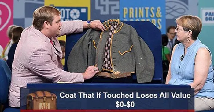 Someone Added Hilarious Captions To Antiques Roadshow Items, And They're Better Than The Original