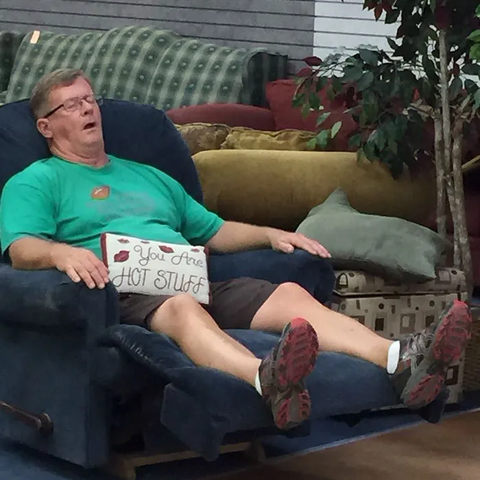 49 "Miserable Men" Hilariously Captured While Their Women Were Shopping