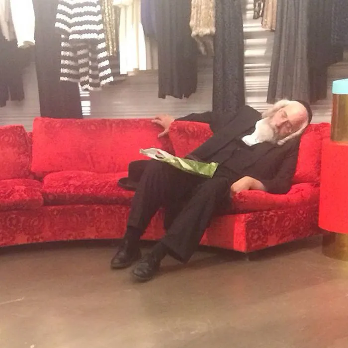 49 "Miserable Men" Hilariously Captured While Their Women Were Shopping
