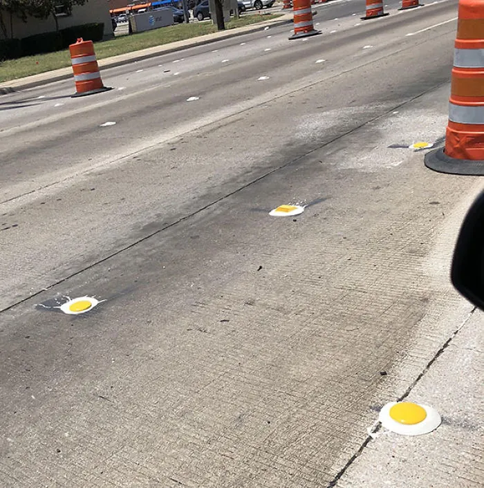 No sé que es, pero parecen huevos
