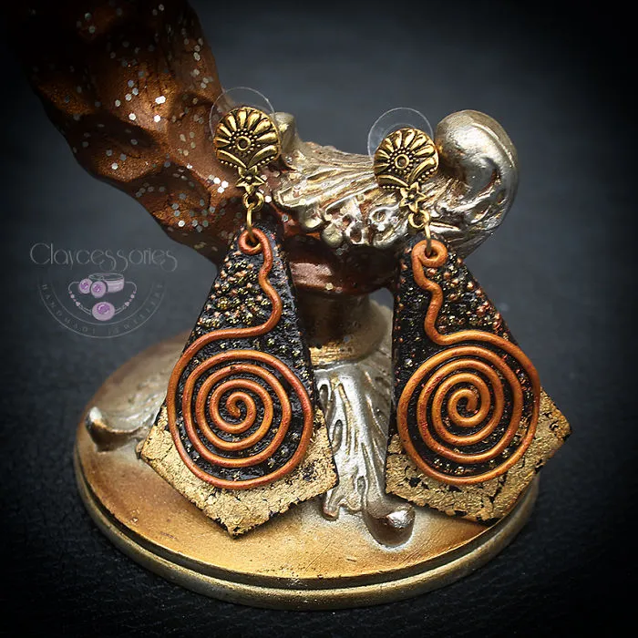 I Use Polymer Clay To Reproduce Fragments Of Gustav Klimt's Paintings