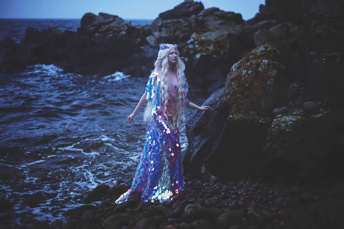 I Created A Dark Fantasy Photography Series About Mermaids Forced To Live On Land