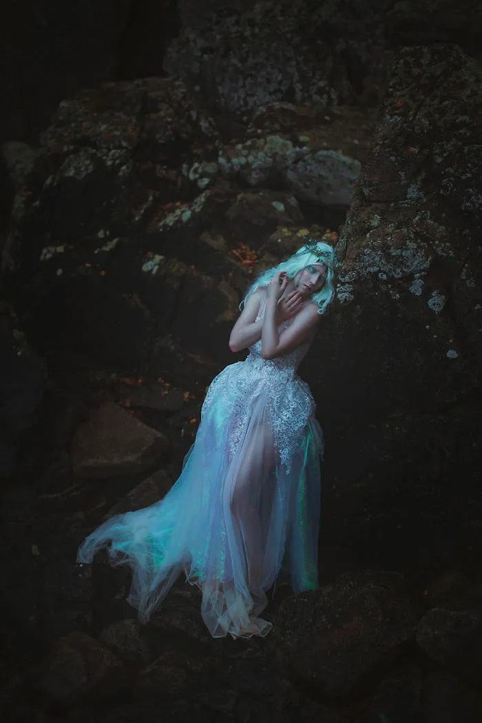 I Created A Dark Fantasy Photography Series About Mermaids Forced To Live On Land
