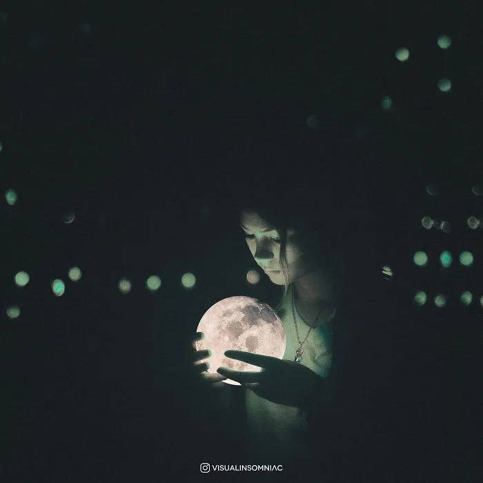 I Am A Selenophile That Expresses His Love To The Moon Through Art