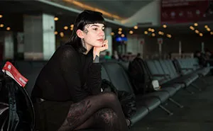 I Work At The Airport And Photograph Unique People From All Over The World