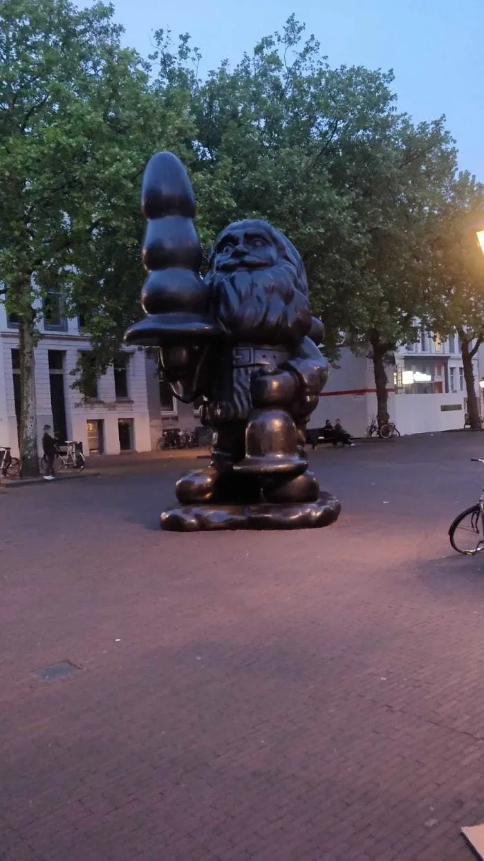 Estatua de Papá Noel en Rotterdam