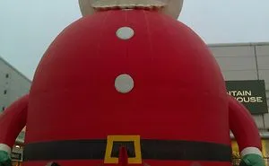 50 Hilariously Inappropriate Christmas Design Fails