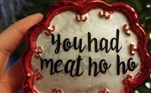 50 Hilariously Inappropriate Christmas Design Fails