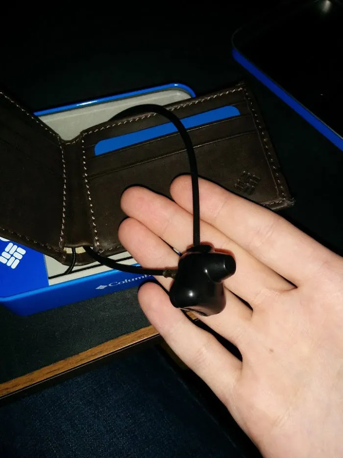 He recibido una cartera nueva por Navidad, pero se les ha olvidado algo