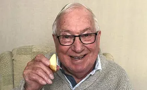 This 86-Year-Old Grandpa Started A Weight Loss Instagram Account And It's Absolutely Wholesome