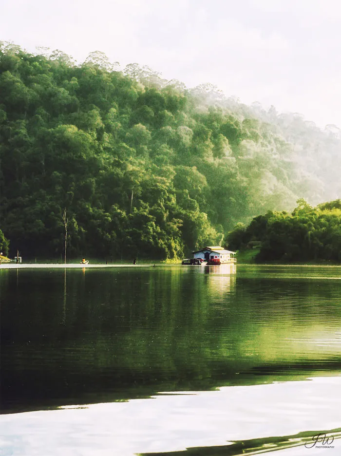 Shining Boathouse