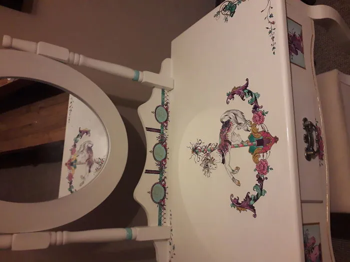 Hand Paint On Old Furniture