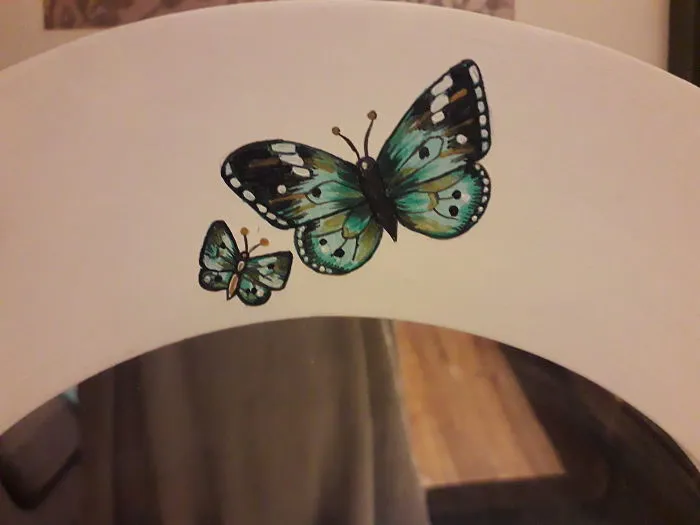 Hand Paint On Old Furniture