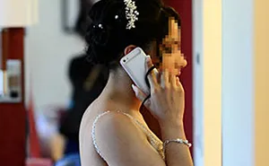 Bride Asks Guests To Dress Based On Their Weight, Completely Loses It When Someone Shames Her On Reddit