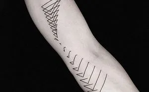 49 Amazing Geometric Tattoos By Turkish Artist Okan Uçkun