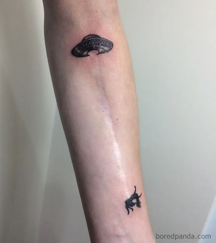 40 Tatuadores que triunfaron cubriendo cicatrices y marcas de nacimiento