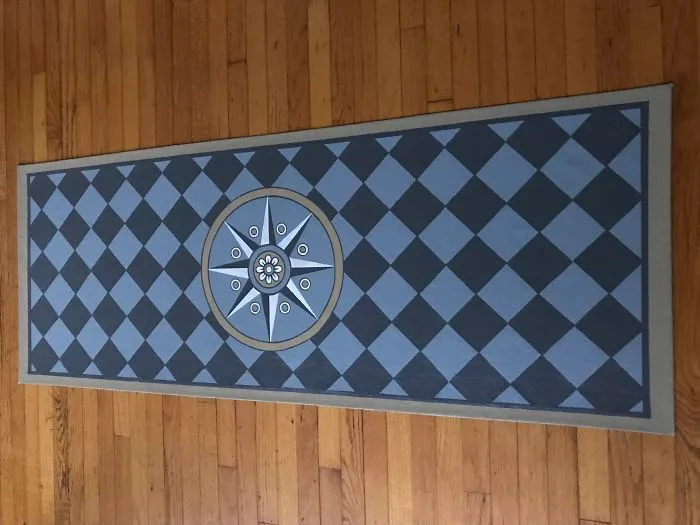 Compass Runner