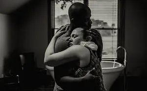 I Captured The Emotions Of Men While They’re Watching Women Give Birth (25 Pics)
